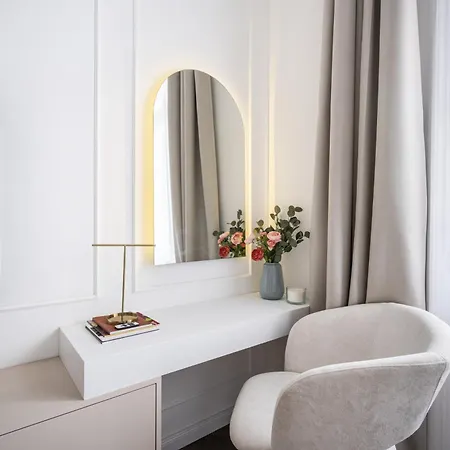 Elisabeth Grand Boulevard By Bqa